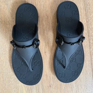 Gucci Women Monogram Thong Sandal, Black, Size 37